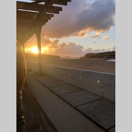 Six By The Sea - 2 Bed House - A Little Something For Everyone Saint Columb Minor Extérieur photo