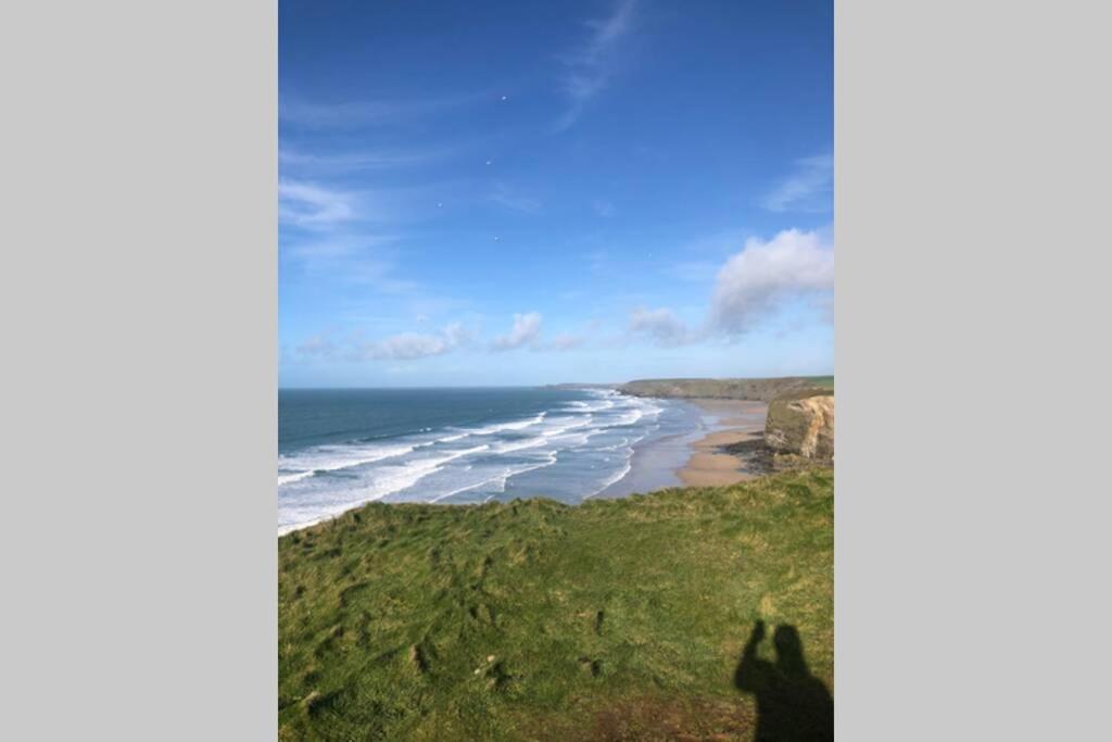 Six By The Sea - 2 Bed House - A Little Something For Everyone Saint Columb Minor Extérieur photo